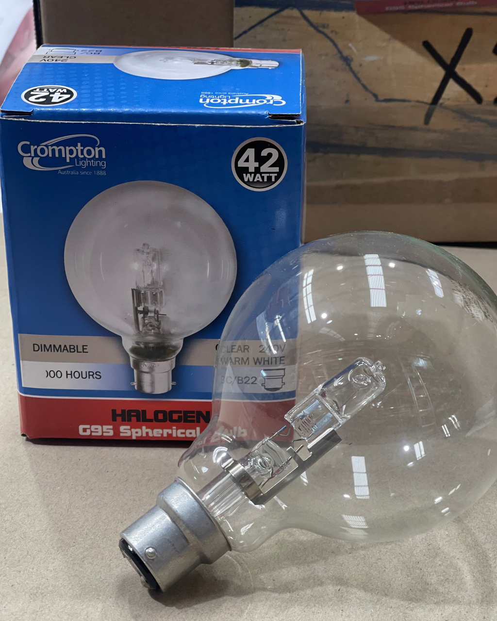 Crompton G95 Halogen Lamp 42W BC/B22 – Clear Warm White