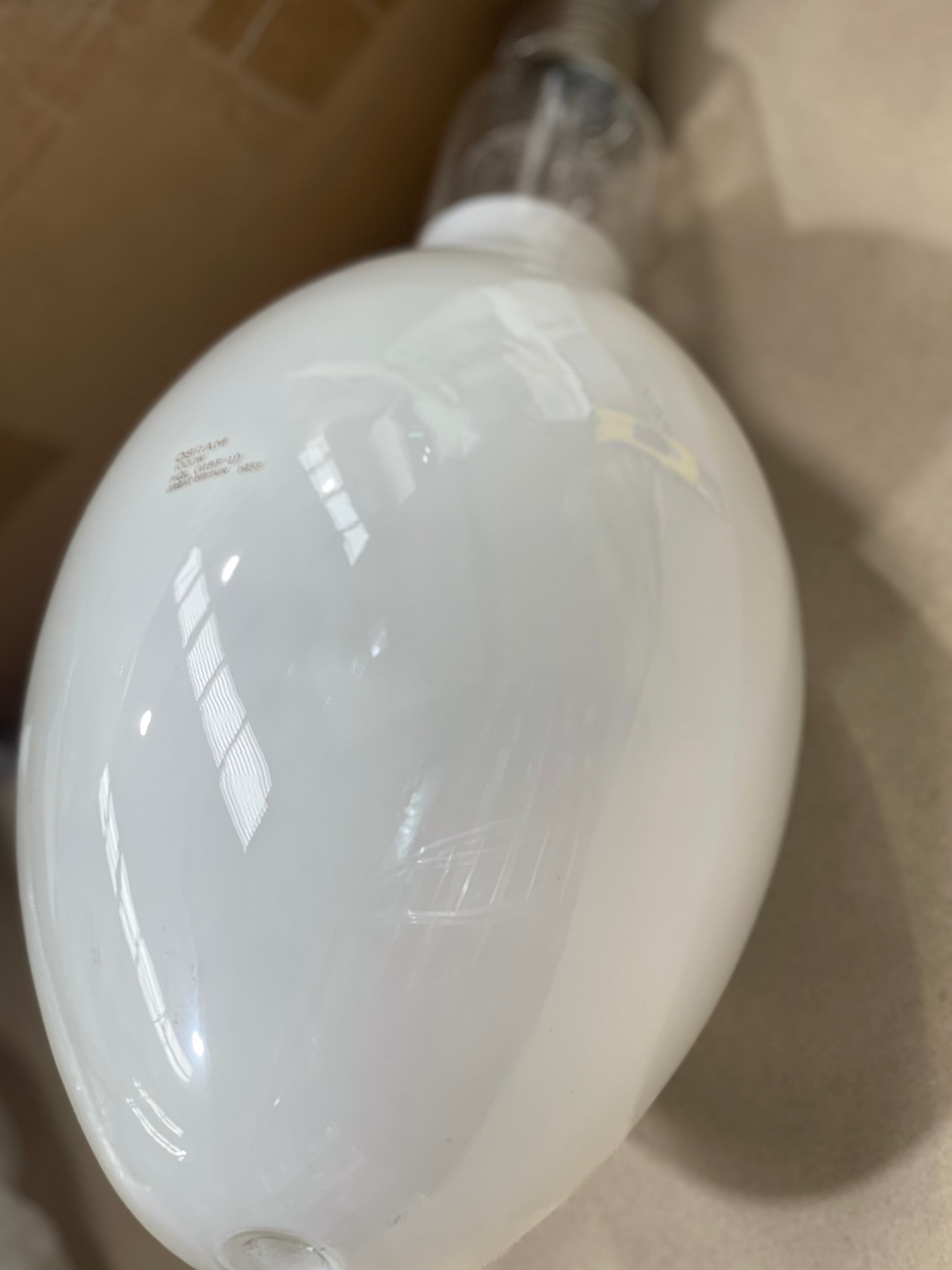 OSRAM HQL 1000W Mercury Vapor Lamp – E40 Base | MBF-U